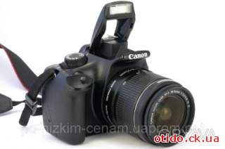 Зеркальный фотоаппарат Canon EOS 1100D Kit - 12.4 Мп - HD - CMOS - Идеал !