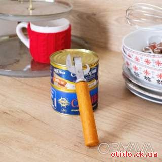 Нож консервный открывачка для банок и консервов с деревянной лакированной