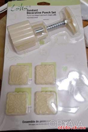 Плунжер кондитерский для печенья и мастики квадрат + 4 насадки