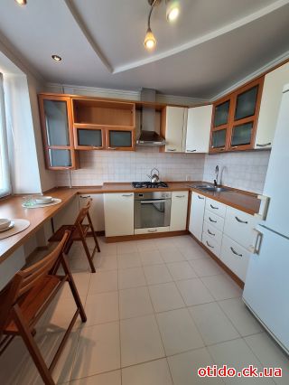 2-кім кв, тихий центр, р-н "Апельсин"