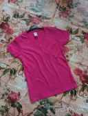 Футболка в кольорі фуксія, розмір 44