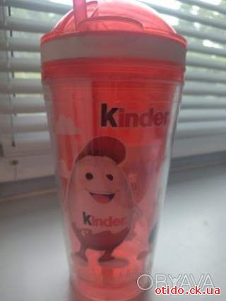 Стакан-контейнер непроливайка з трубочкою