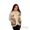 Жилетка женская теплая двухсторонняя из овчины с узором &laquo;Олени&raquo;