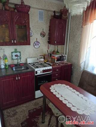 Продам 4 кімнатну квартиру