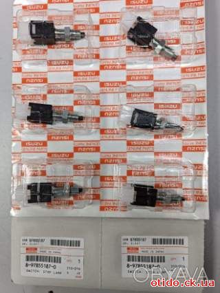 Датчик включения стоп сигнала на автобус Богдан, грузовик ISUZU