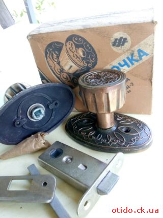 Ручка дверна