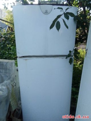 Холодильники INDESIT