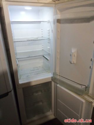 Холодильник SNAIGE