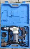 Перфоратор в кейсі