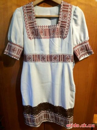 Плаття-вишиванка