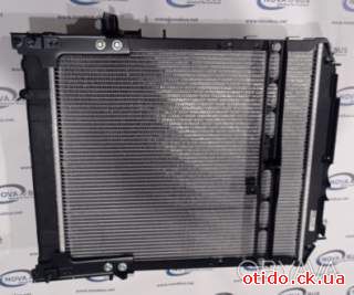 Радіатор системи охолодження NLR85 ISUZU 38701697201
