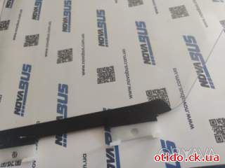 Скло двері лівої NQR-71/75 8978674181 заводське