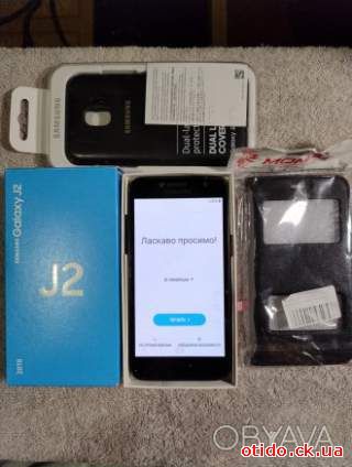 Телефон Galaxy J2, модель SM-J250F/DS.