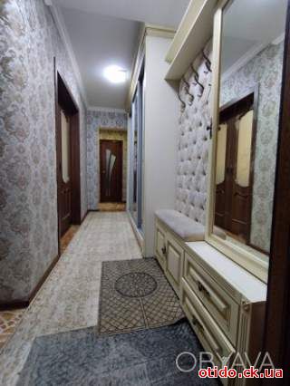 Продаж класної 3х кімнатної квартири в ПЗР, по вул. Сумгаїтській.