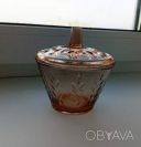 Скляна цукорниця з кришкою