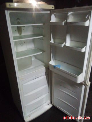 Холодильник LG