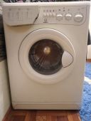 Пральна машинка Indesit W84tx вир-ва Італія в гарному стані