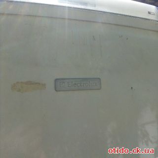 Холодильник Electrolux