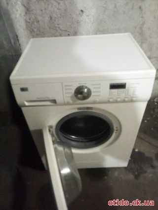 Пральна машина LG