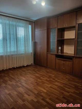2-к квартира Черкаси, Соснівський, вул. Луначарського 1