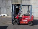 Бензиновий навантажувач Nissan, на 1.5 тонни. Модель: NJ01M15