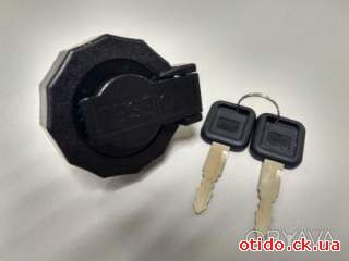 Крышка топливного бака с замком к автобусу Богдан, грузовику ISUZU